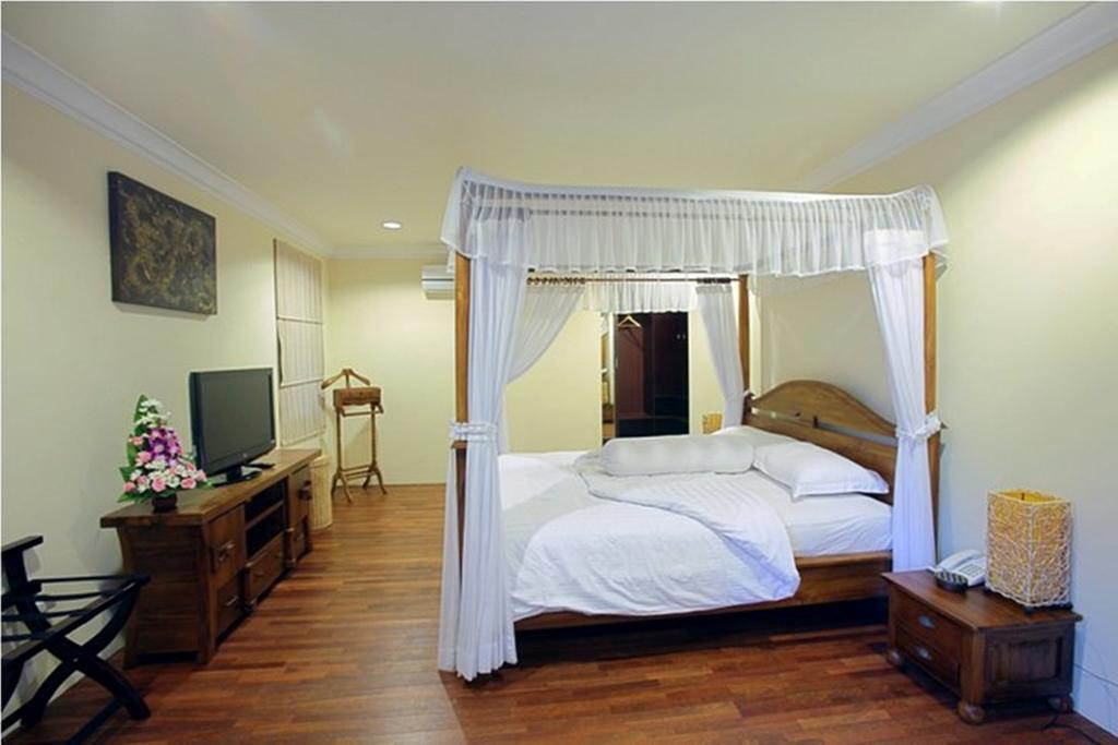 Maxwell Legian Villa Quarto foto
